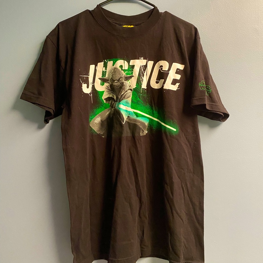 Vintage Y2K Star Wars Yoda T-Shirt Revenge of the Sith Prequels 2005